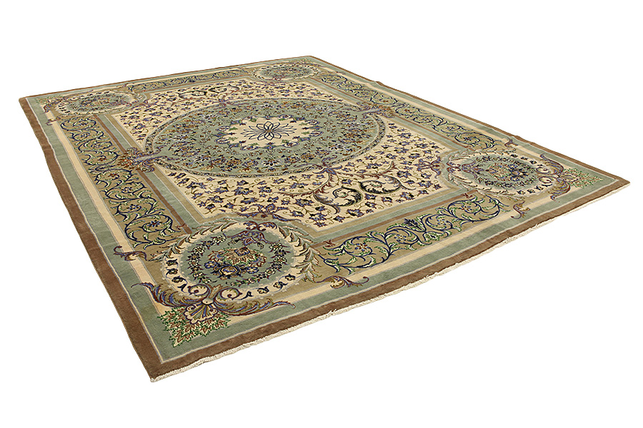 Isfahan Persian Carpet 390x303 - Picture 1