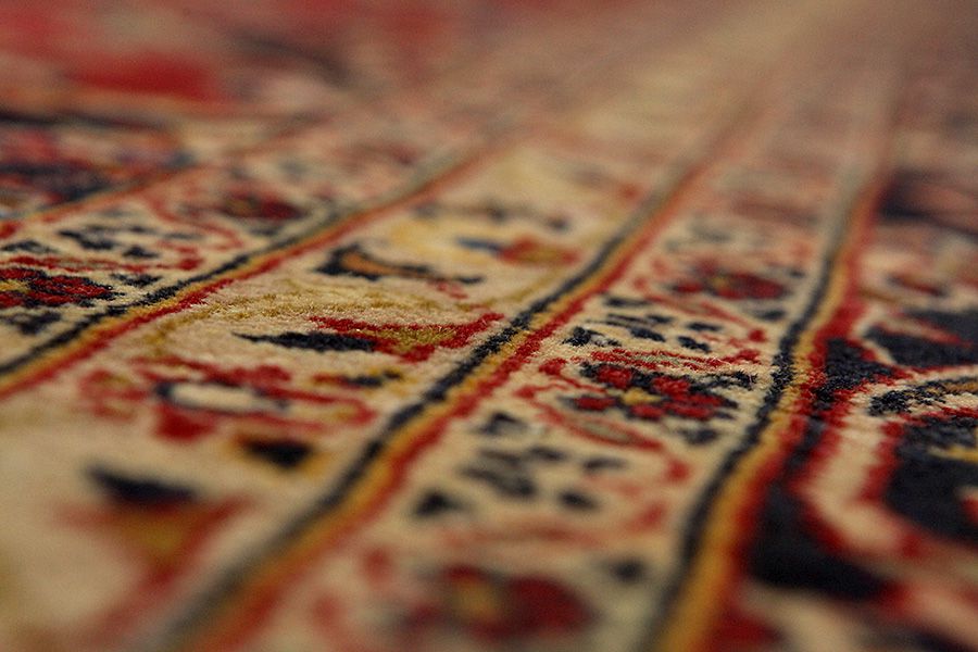 Kashan Persian Carpet 380x250 - Picture 8