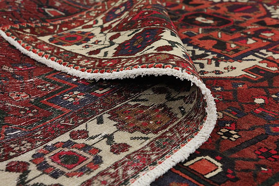 Bakhtiari Persian Carpet 296x204 - Picture 4