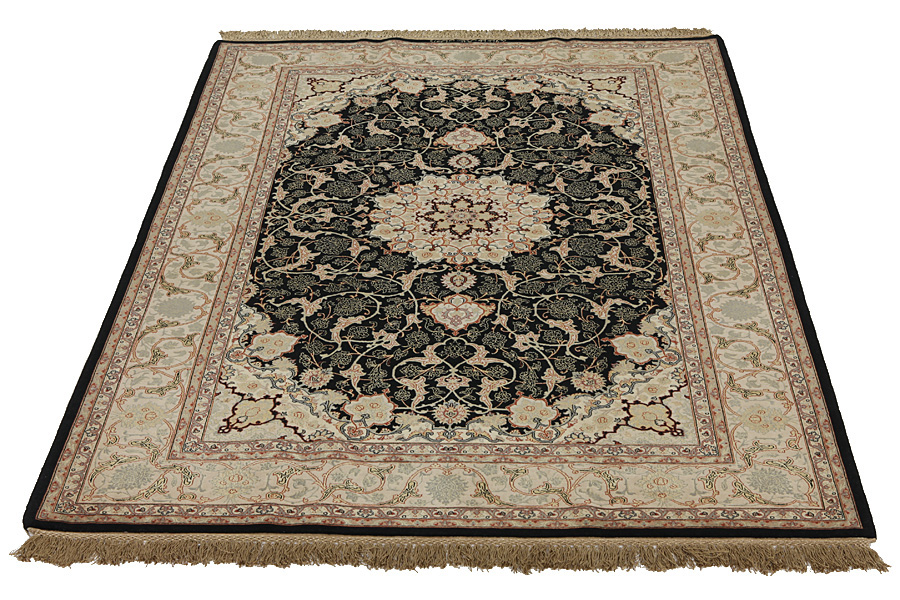 Isfahan Persian Carpet 195x127 - Picture 3