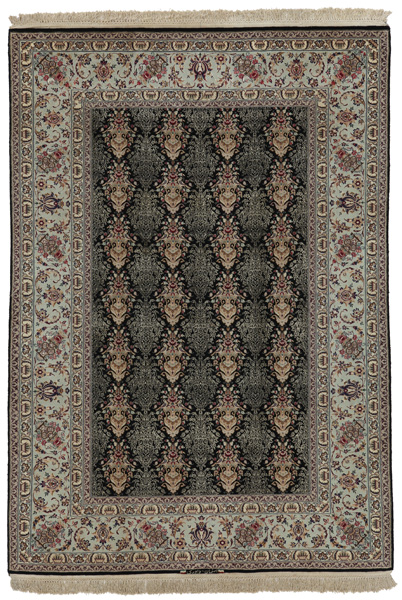 Isfahan Persian Carpet 203x145