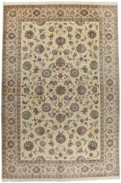 Tabriz Persian Carpet 512x343
