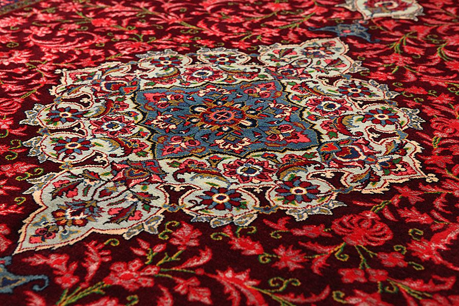 Isfahan Persian Carpet 350x250 - Picture 9