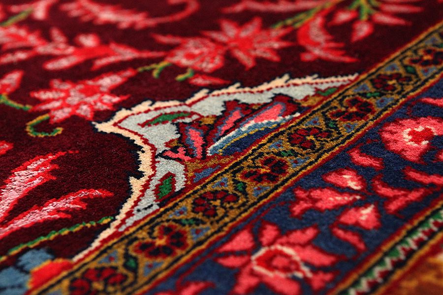 Isfahan Persian Carpet 350x250 - Picture 10