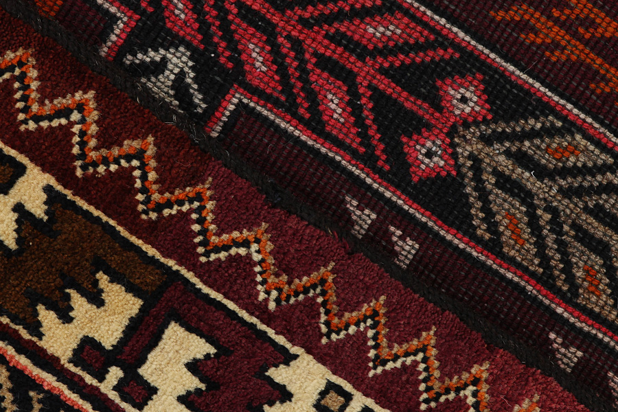 Lori - Bakhtiari Persian Carpet 220x153 - Picture 5
