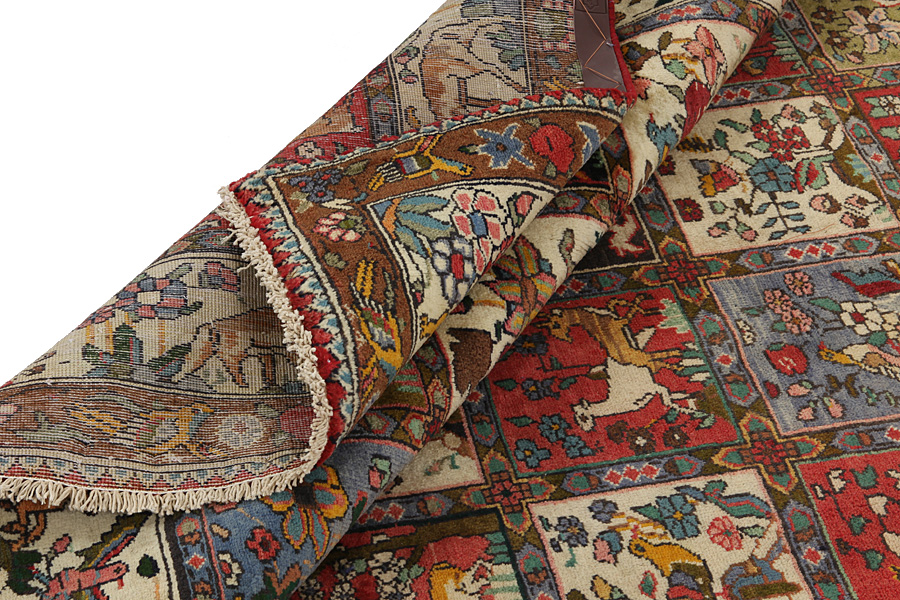 Bakhtiari Persian Carpet 280x210 - Picture 4