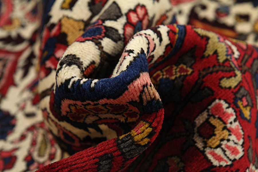 Bakhtiari Persian Carpet 314x206 - Picture 6
