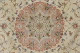 Tabriz Persian Carpet 195x150 - Picture 7