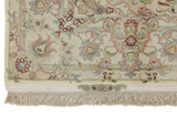 Tabriz Persian Carpet 207x153 - Picture 5